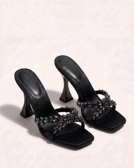 NOIR ÉCLAT HEELS